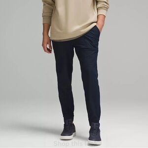 Lululemon Men’s ABC Jogger in Navy Blue - Size M